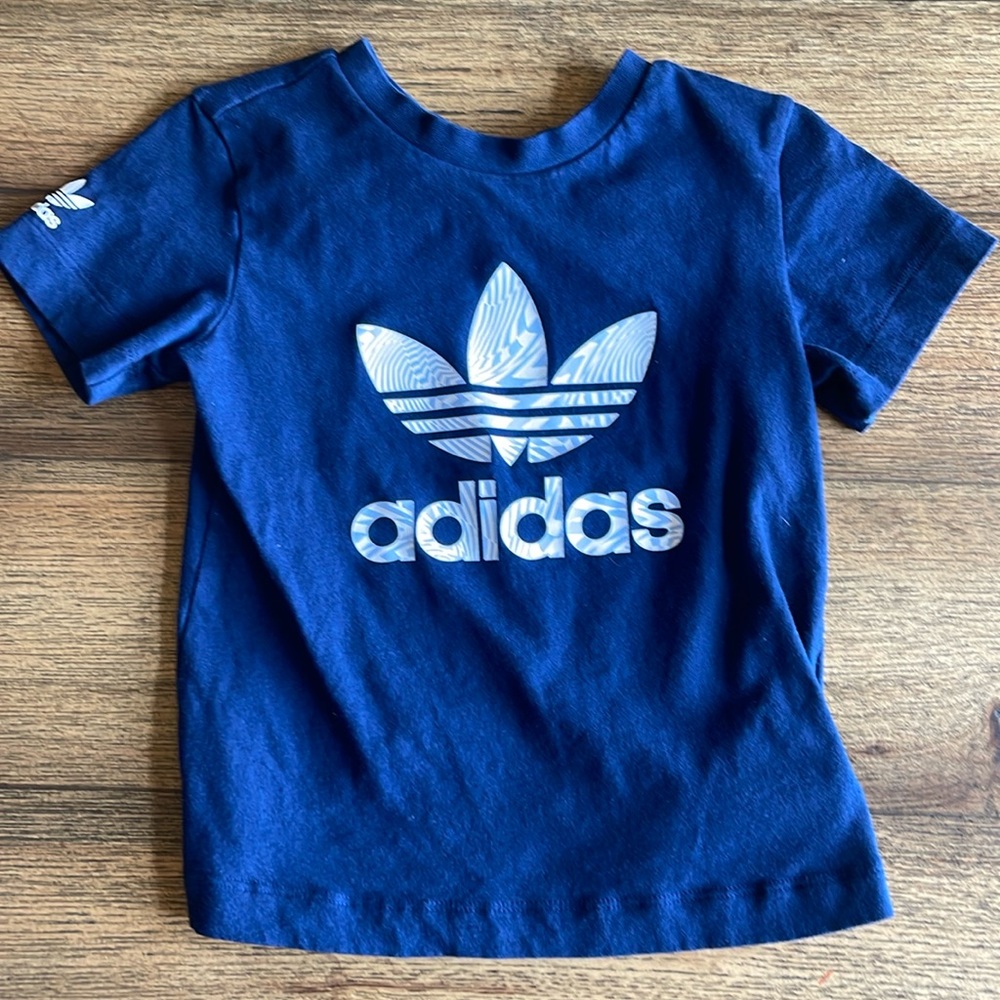 Adidas 2-3 years 2T 3T navy tshirt
